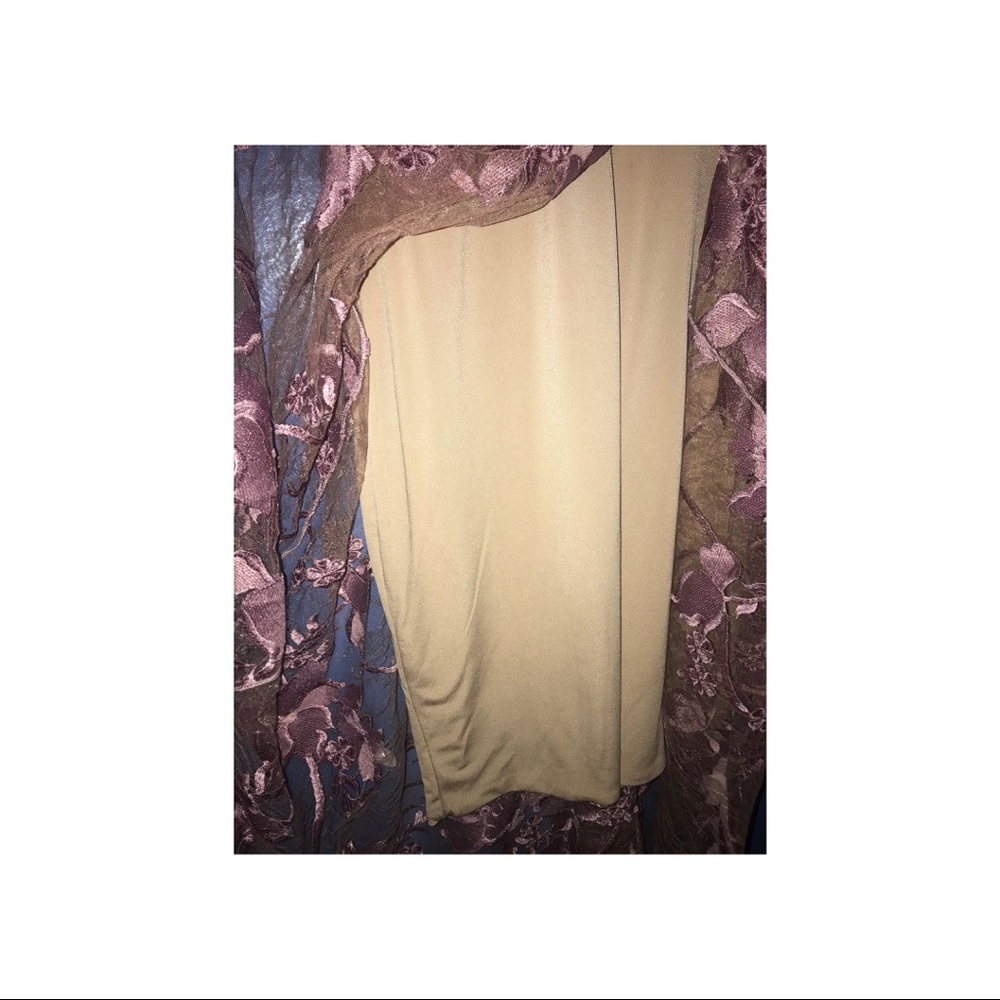 Dress - Picture 2 of 4
